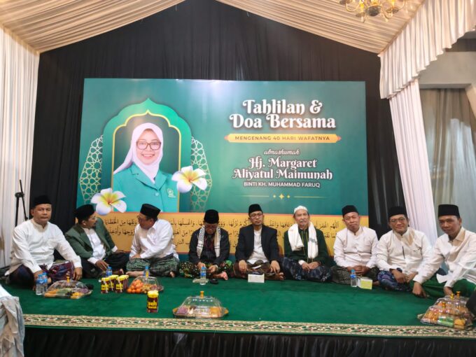 Mengenang 40 Hari Wafatnya Hj. Margaret Aliyatul Maimunah, Cucu Pendiri NU