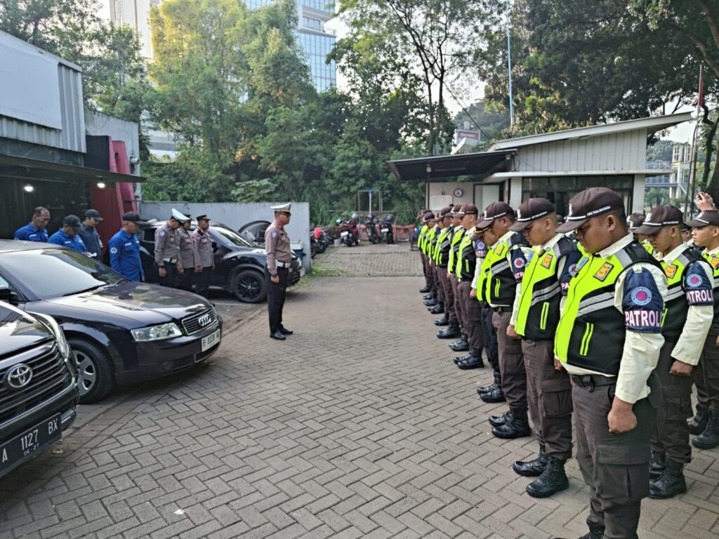 Polsek Pondok Aren Latih Satpam Bintaro Jaya Tangani Lalin