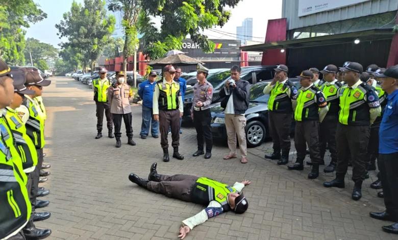 Satpam Bintaro Jaya Dilatih Prosedur Penanganan Kecelakaan