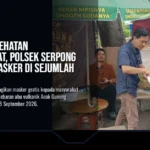Peduli Kesehatan Masyarakat, Polsek Serpong Bagikan Masker di Sejumlah Wilayah