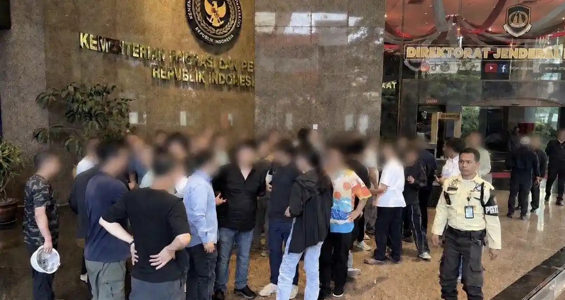 Salah Gunakan Izin Tinggal, 55 WN China Terjaring Operasi Imigrasi di Proyek Data Center BSD Tangsel